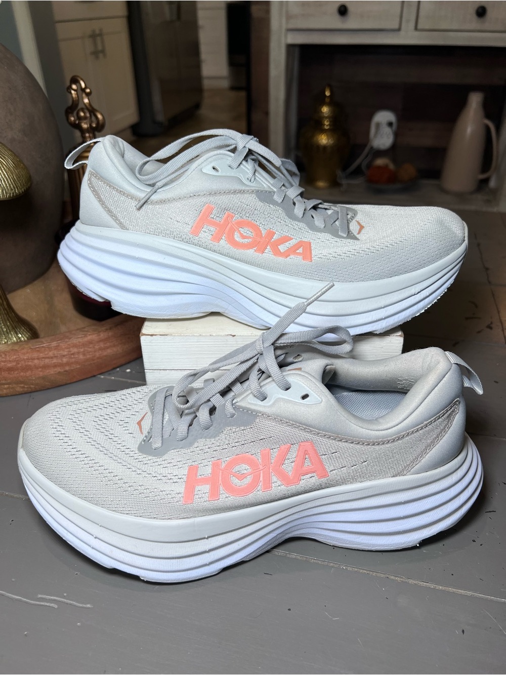 Hoka Women's Bondi 8 Light Gray Athletic Shoes with Coral Logo Size 8.5B